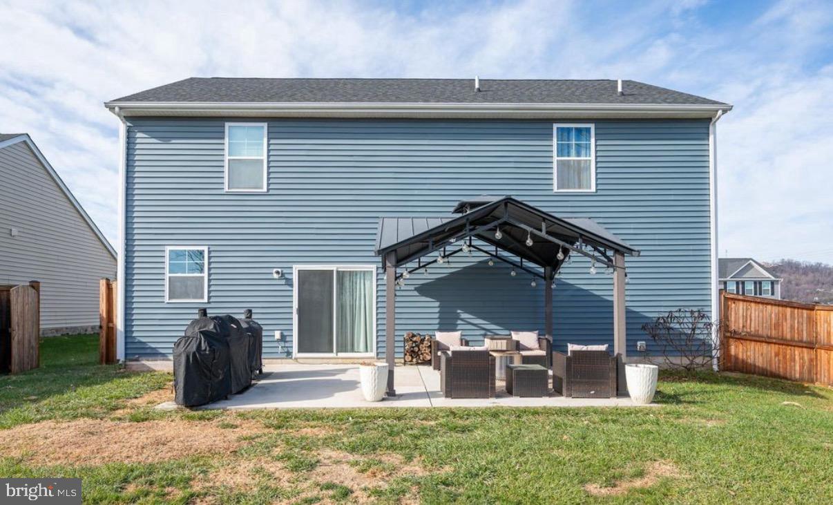 RED HILL - Residential Lease