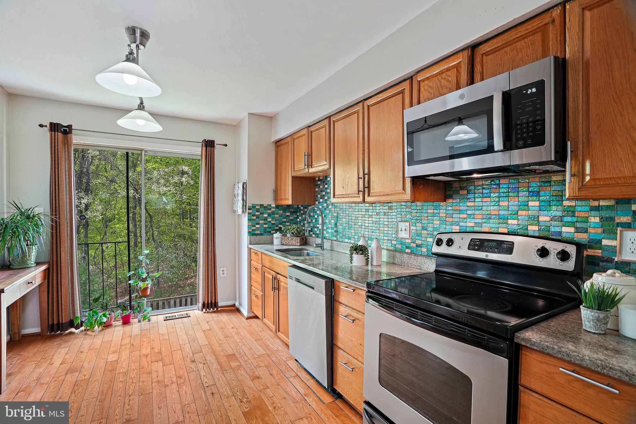 VALLEY STREAM ESTATES - Residential
