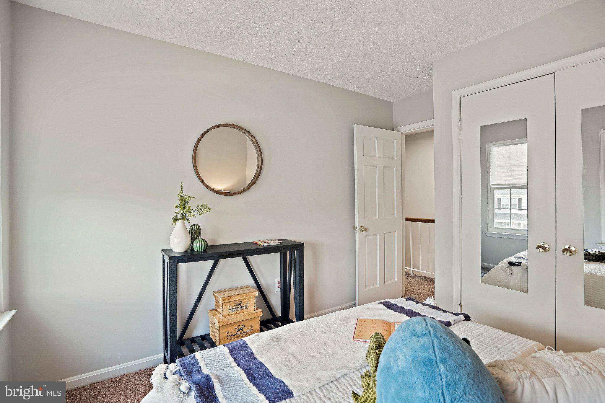 VALLEY STREAM ESTATES - Residential
