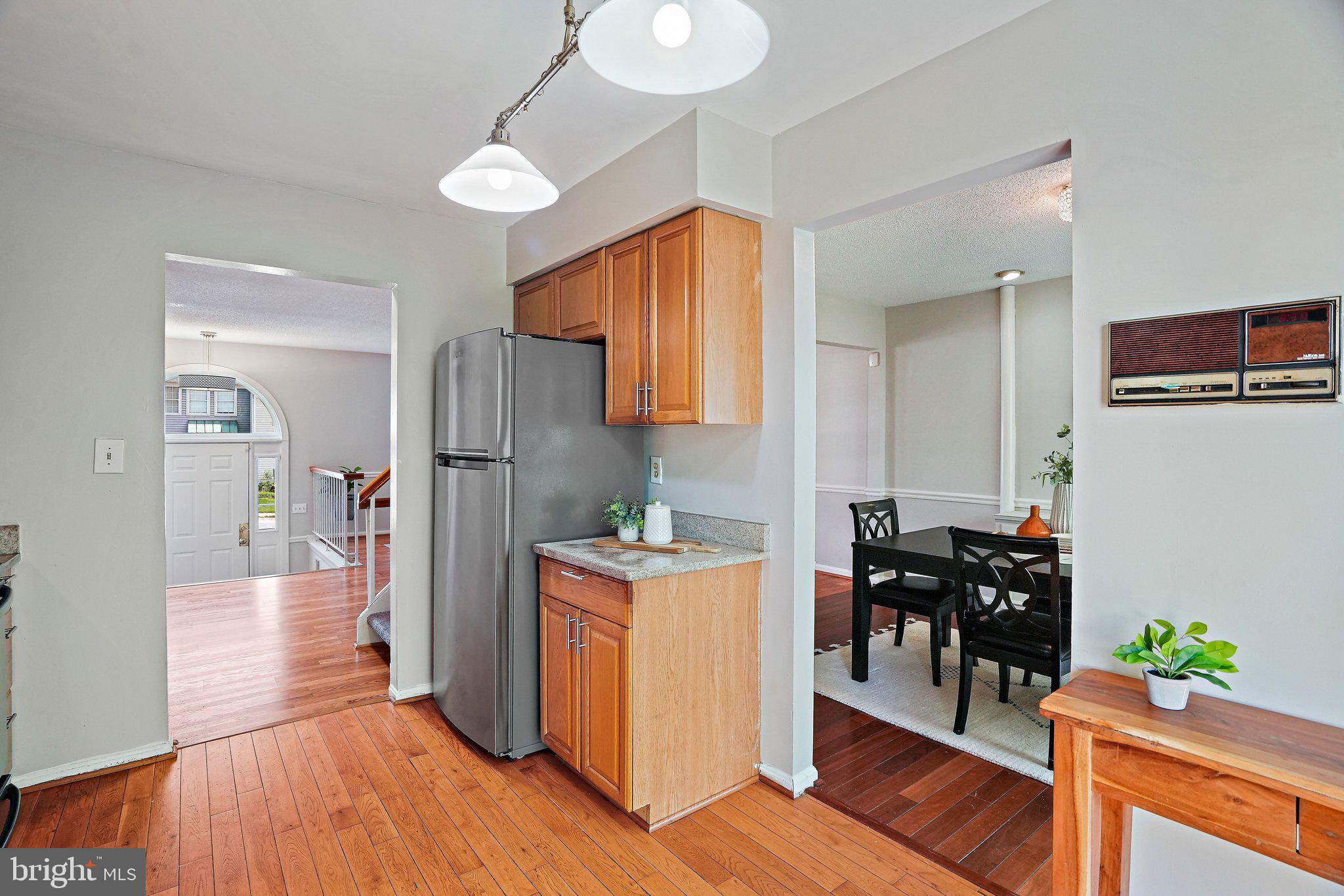 VALLEY STREAM ESTATES - Residential