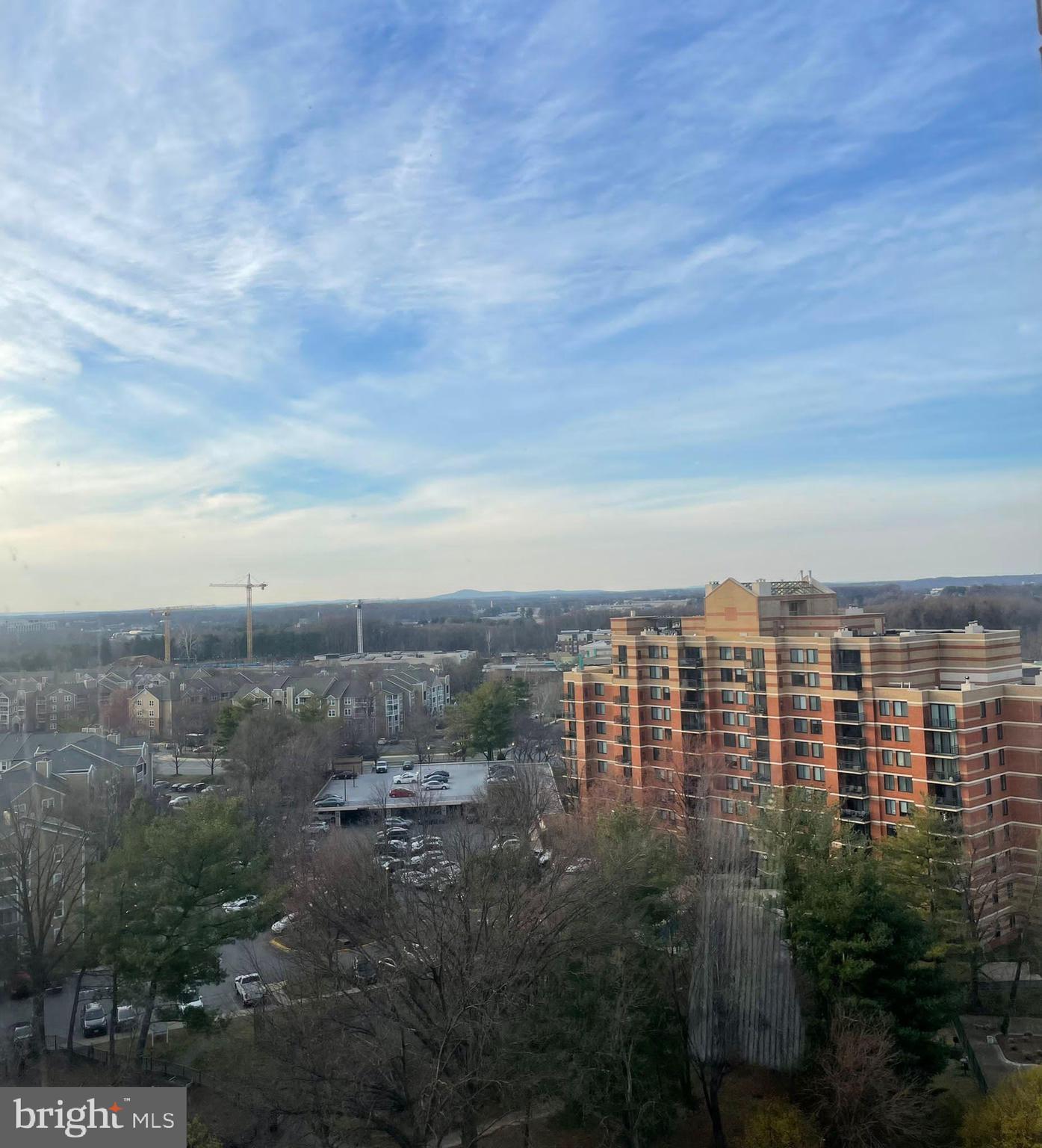 WASHINGTON TOWER - Residential