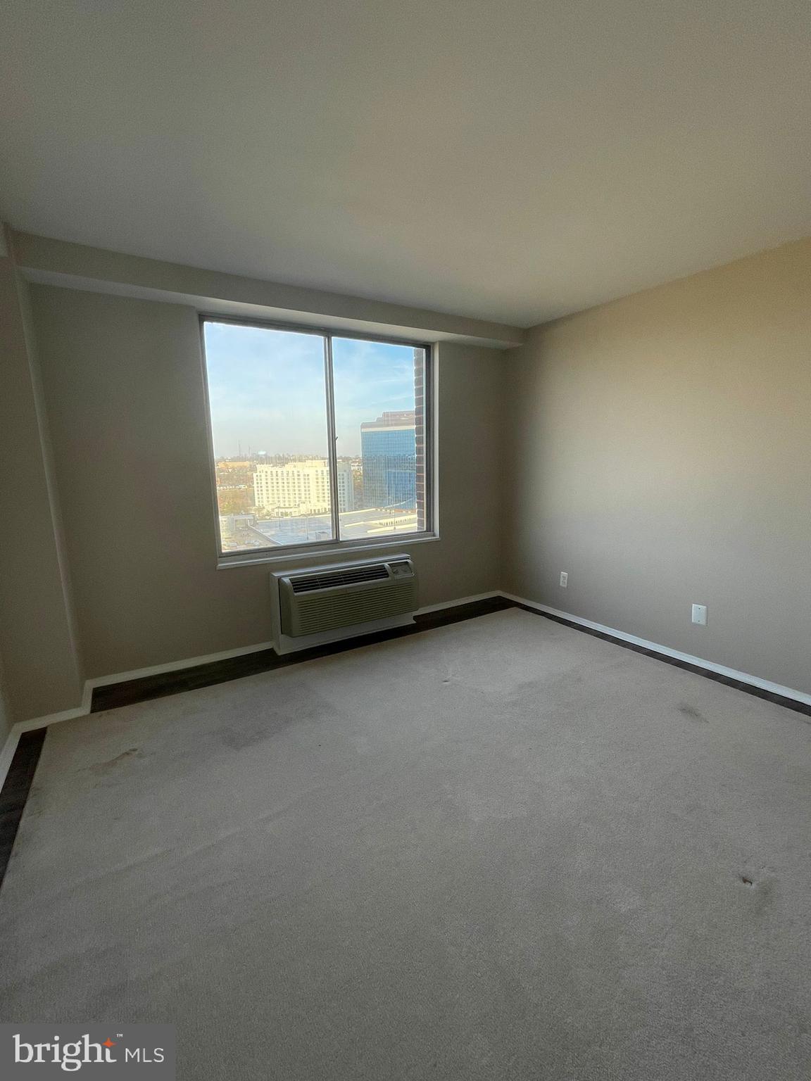 WASHINGTON TOWER - Residential