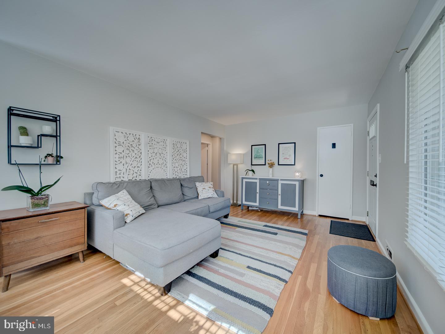 11904 LAFAYETTE DRIVE