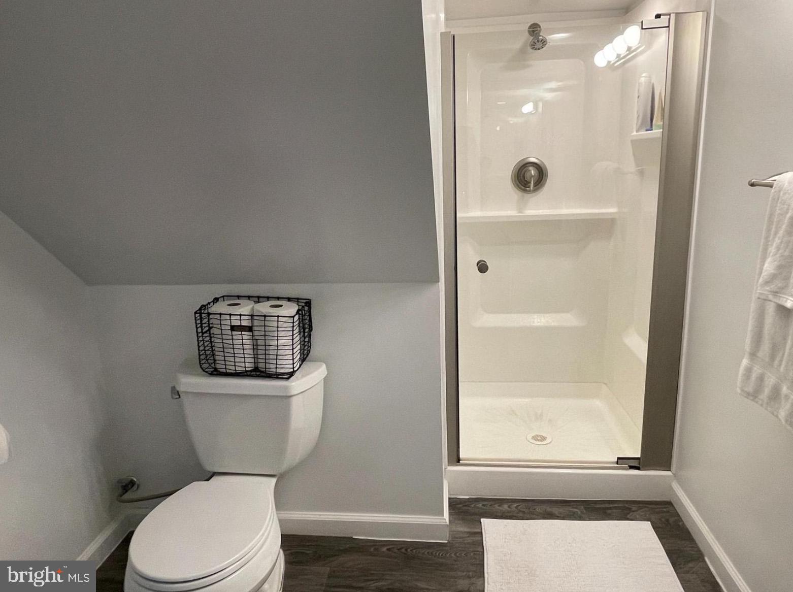 BEVERLY HILLS - Residential Lease