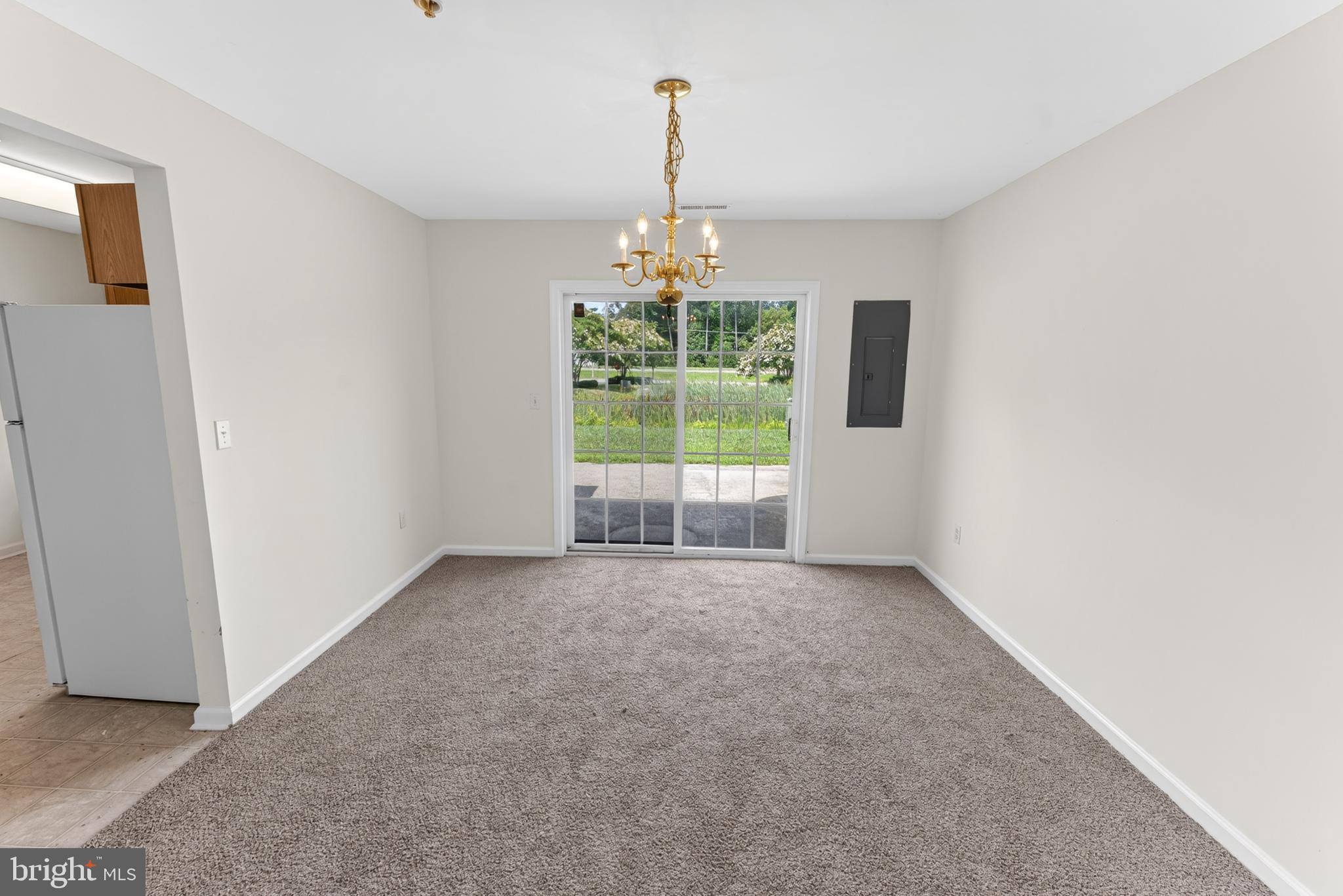 202 CARSONS COURT