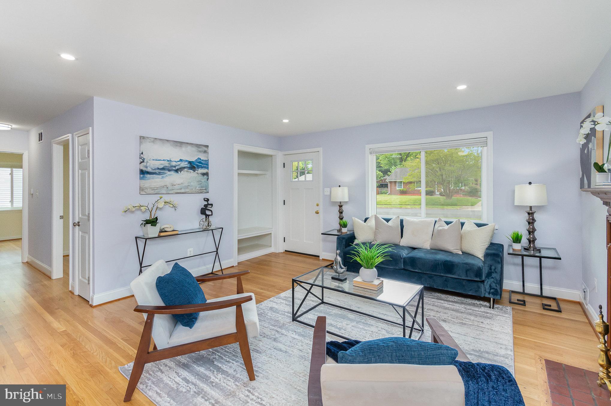 6122 YELLOWSTONE DRIVE