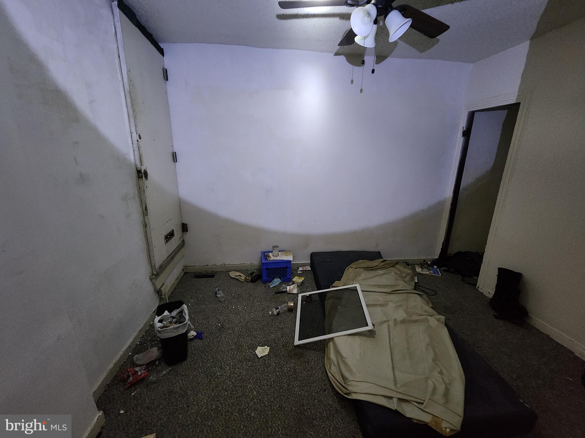 SANDTOWN-WINCHESTER - Residential