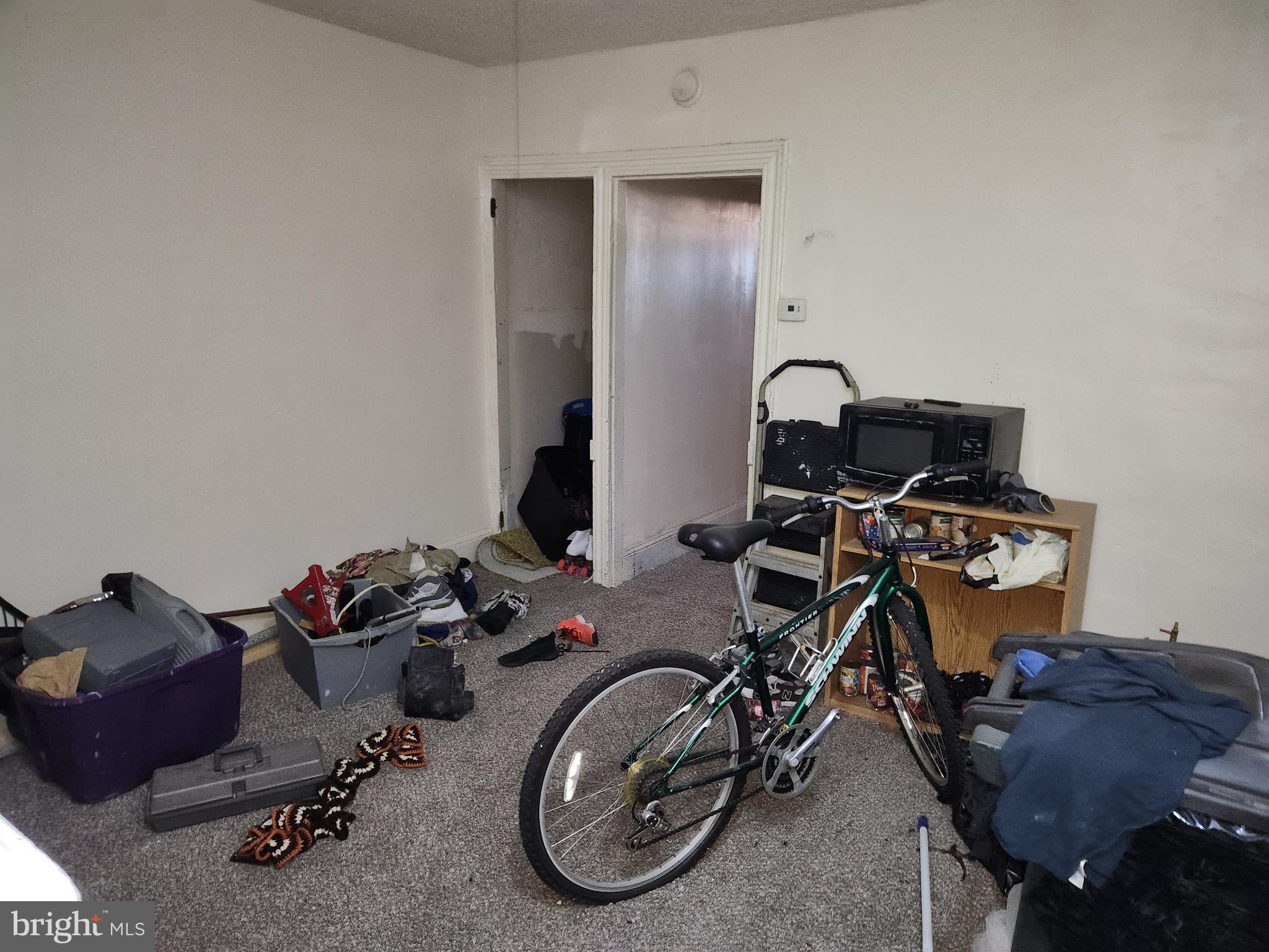 SANDTOWN-WINCHESTER - Residential