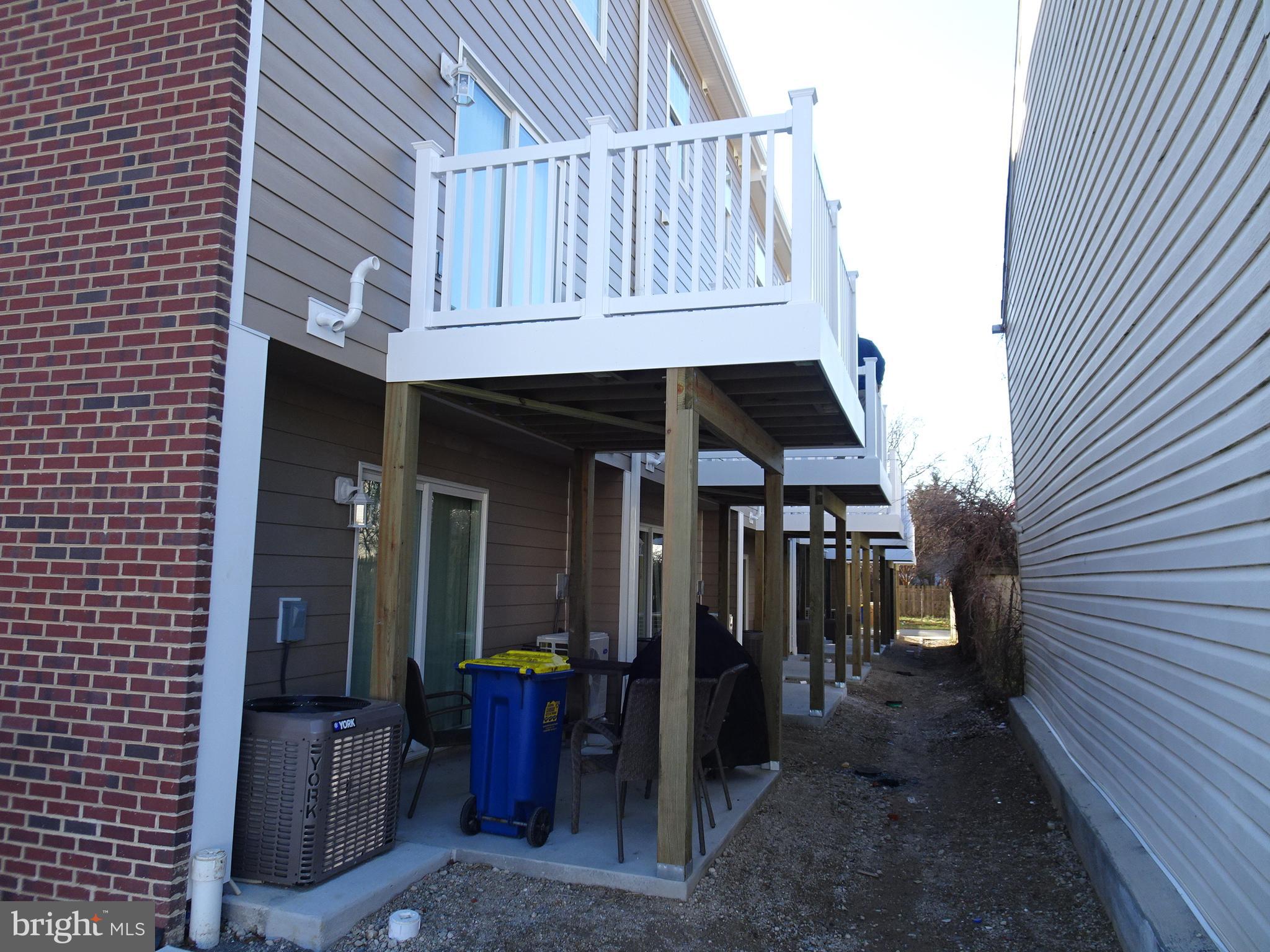 OLD NEW CASTLE - Residential Lease