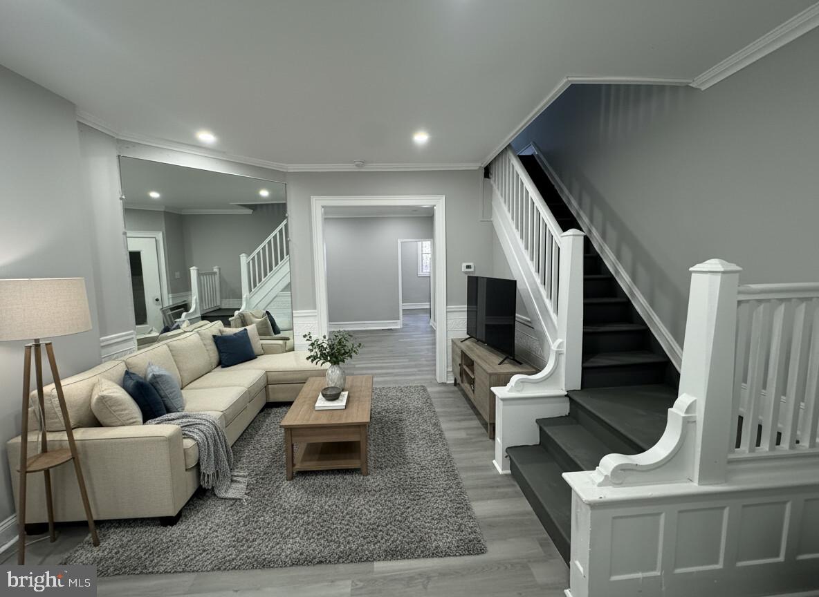 OVERBROOK - Residential