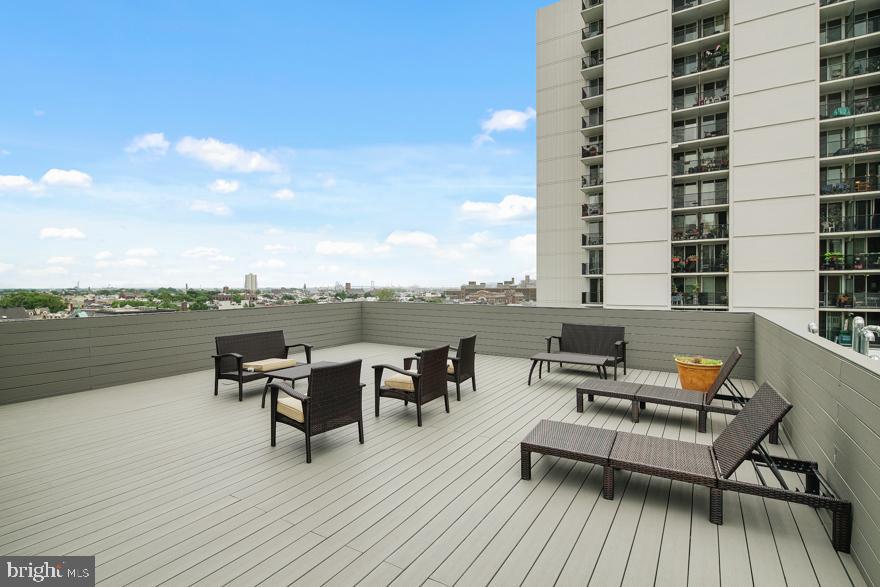 CENTER CITY - Residential Lease