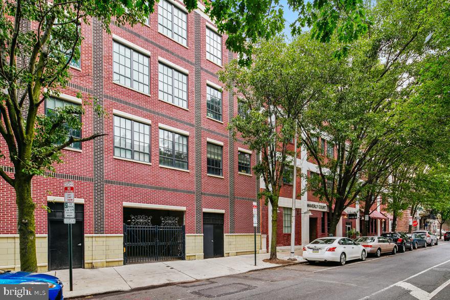 CENTER CITY - Residential Lease