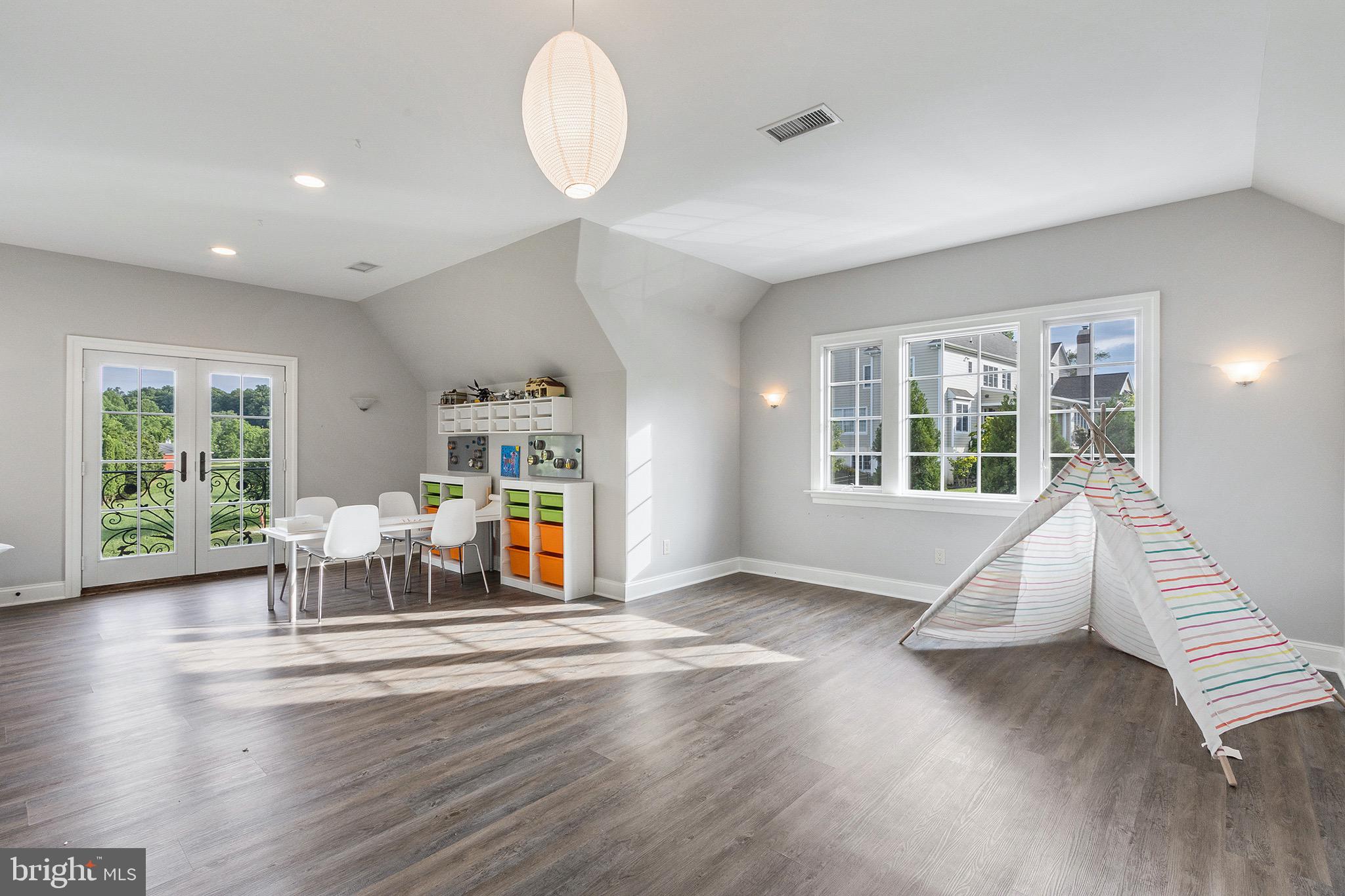 GLENELG FARM - Residential