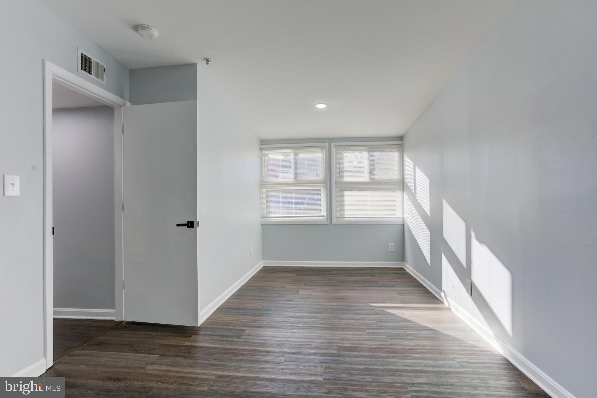 RIGGS HILL - Residential