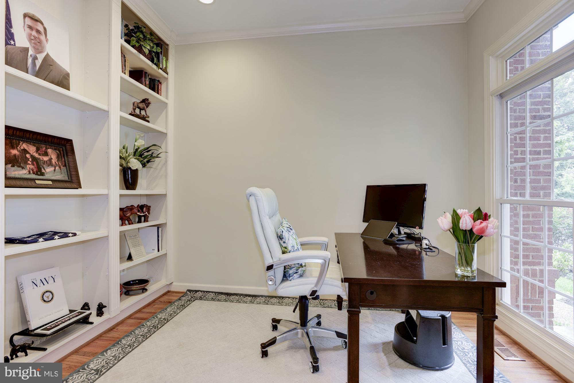 CYPRESS POINT - Residential