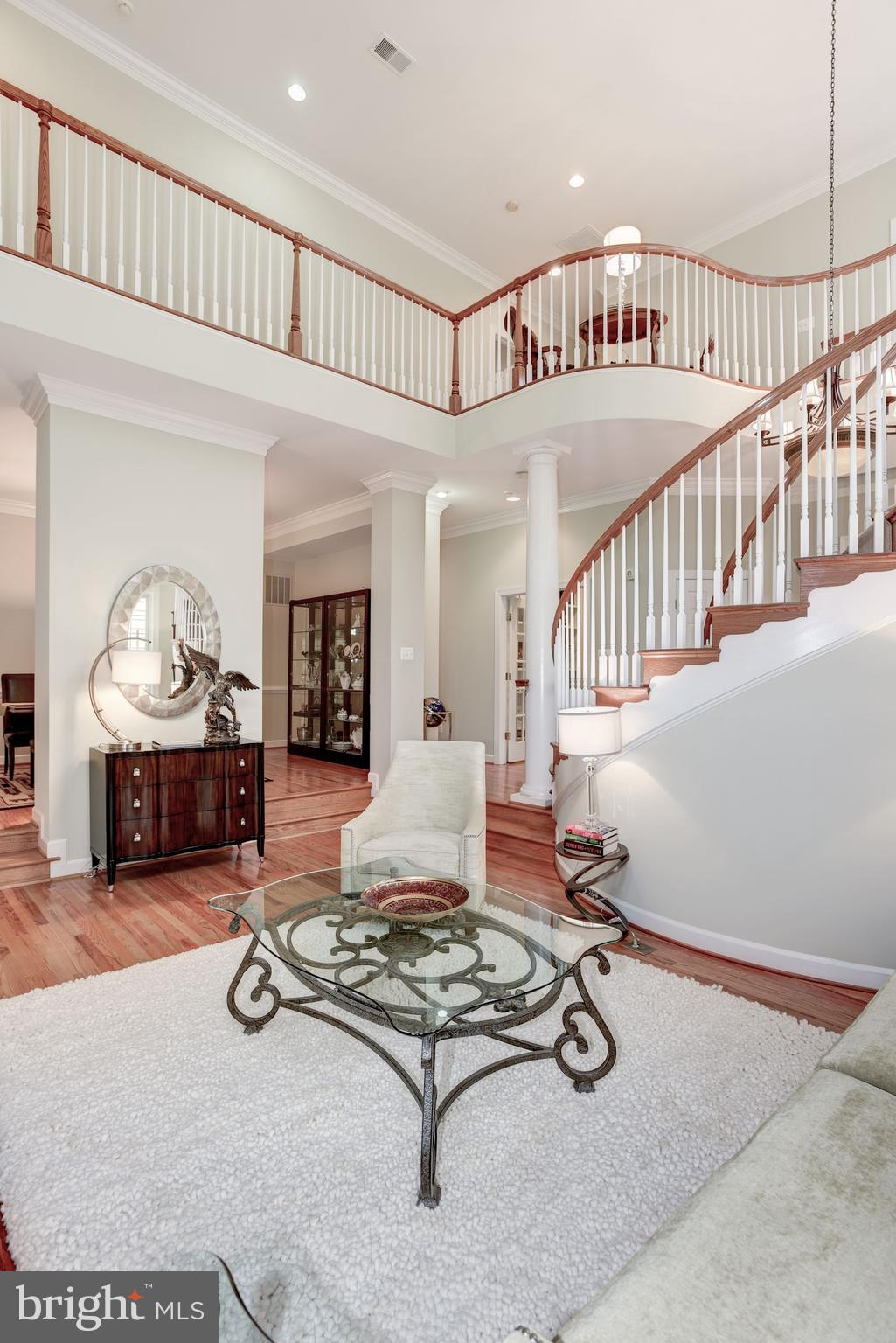 CYPRESS POINT - Residential