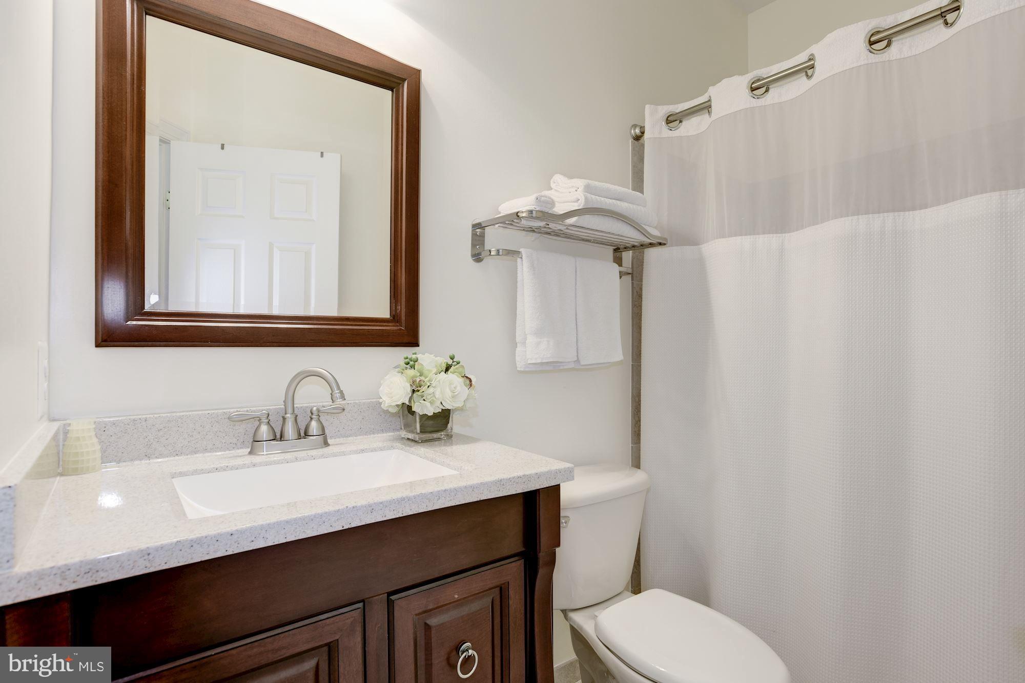 CYPRESS POINT - Residential