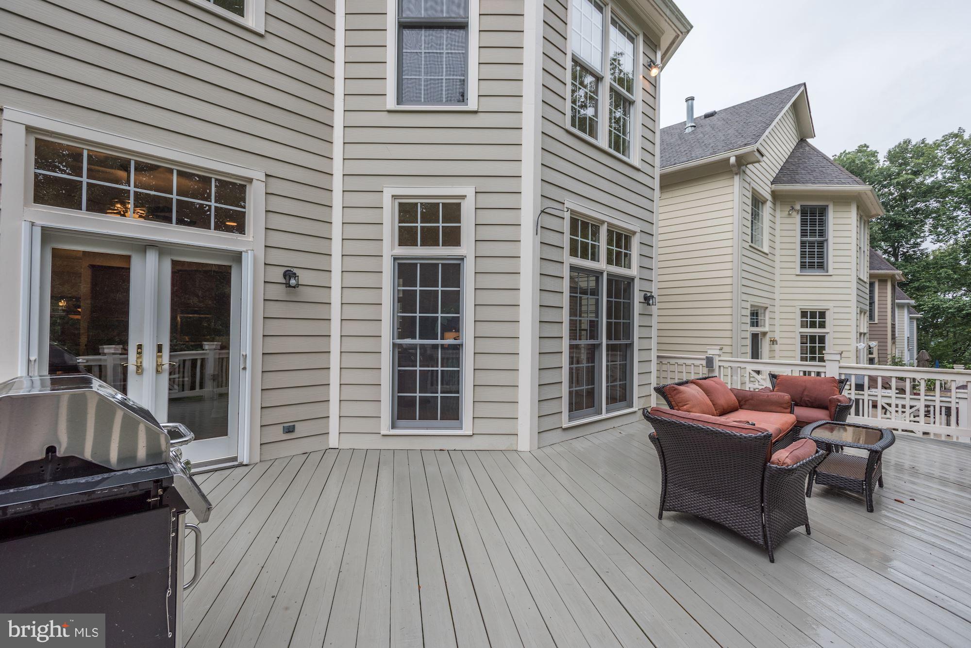 CYPRESS POINT - Residential