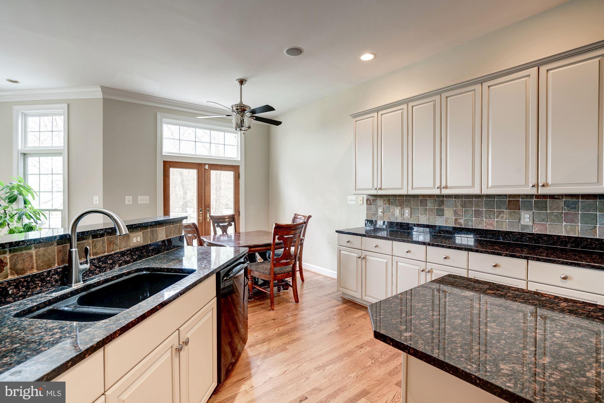 CYPRESS POINT - Residential