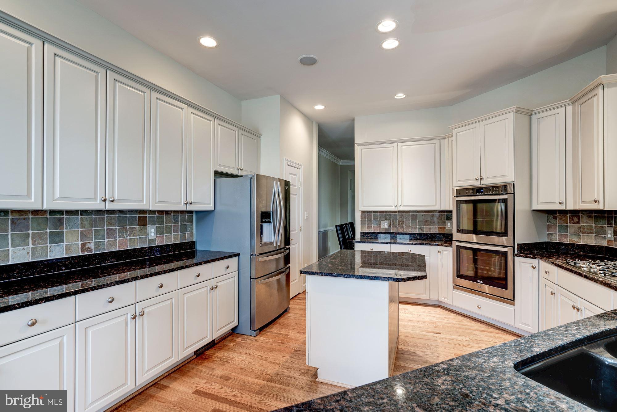 CYPRESS POINT - Residential