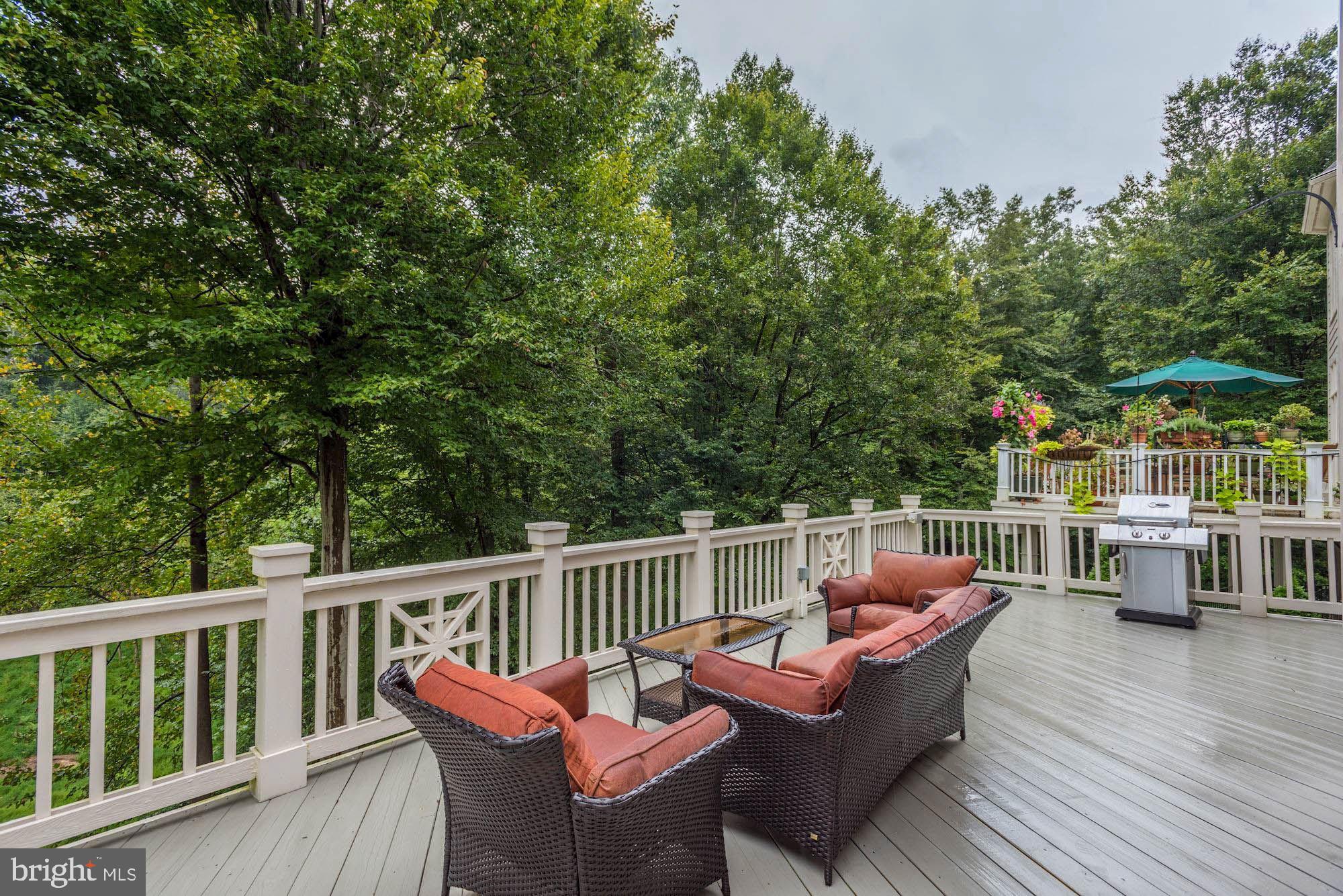 CYPRESS POINT - Residential