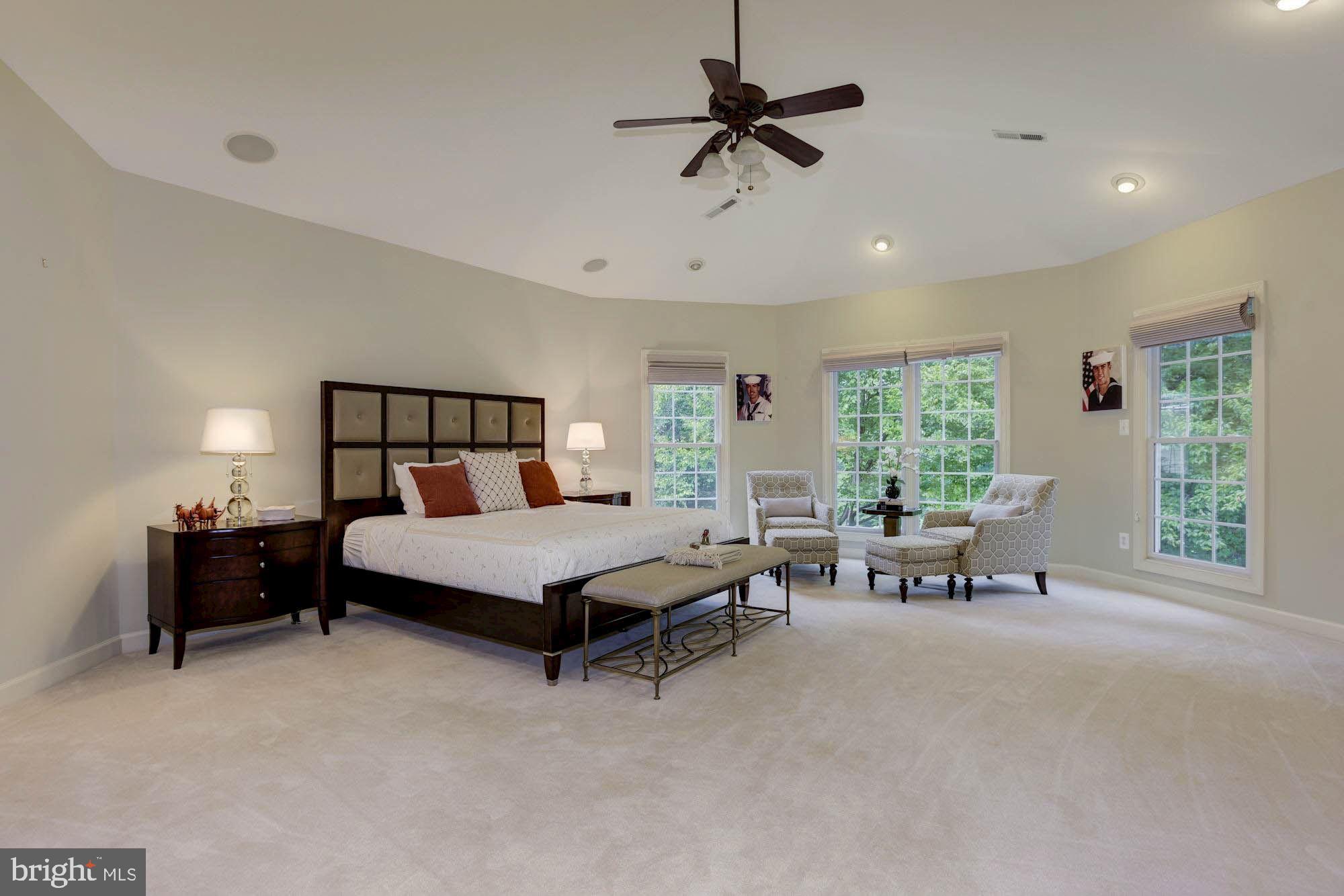 CYPRESS POINT - Residential