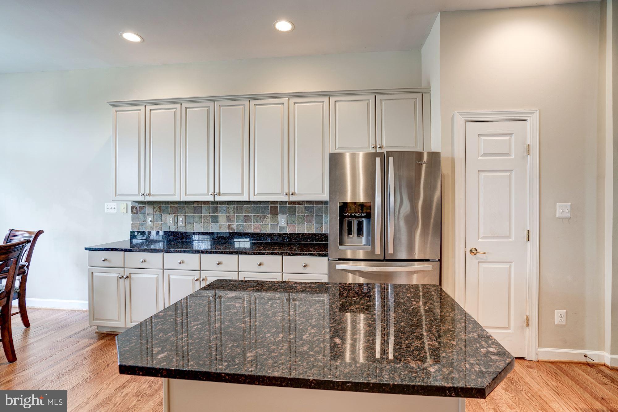 CYPRESS POINT - Residential