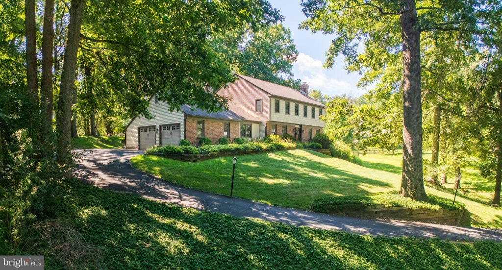 Photo of 816 Nathan Hale Drive, WEST CHESTER, PA 19382 (MLS # PACT2136086)