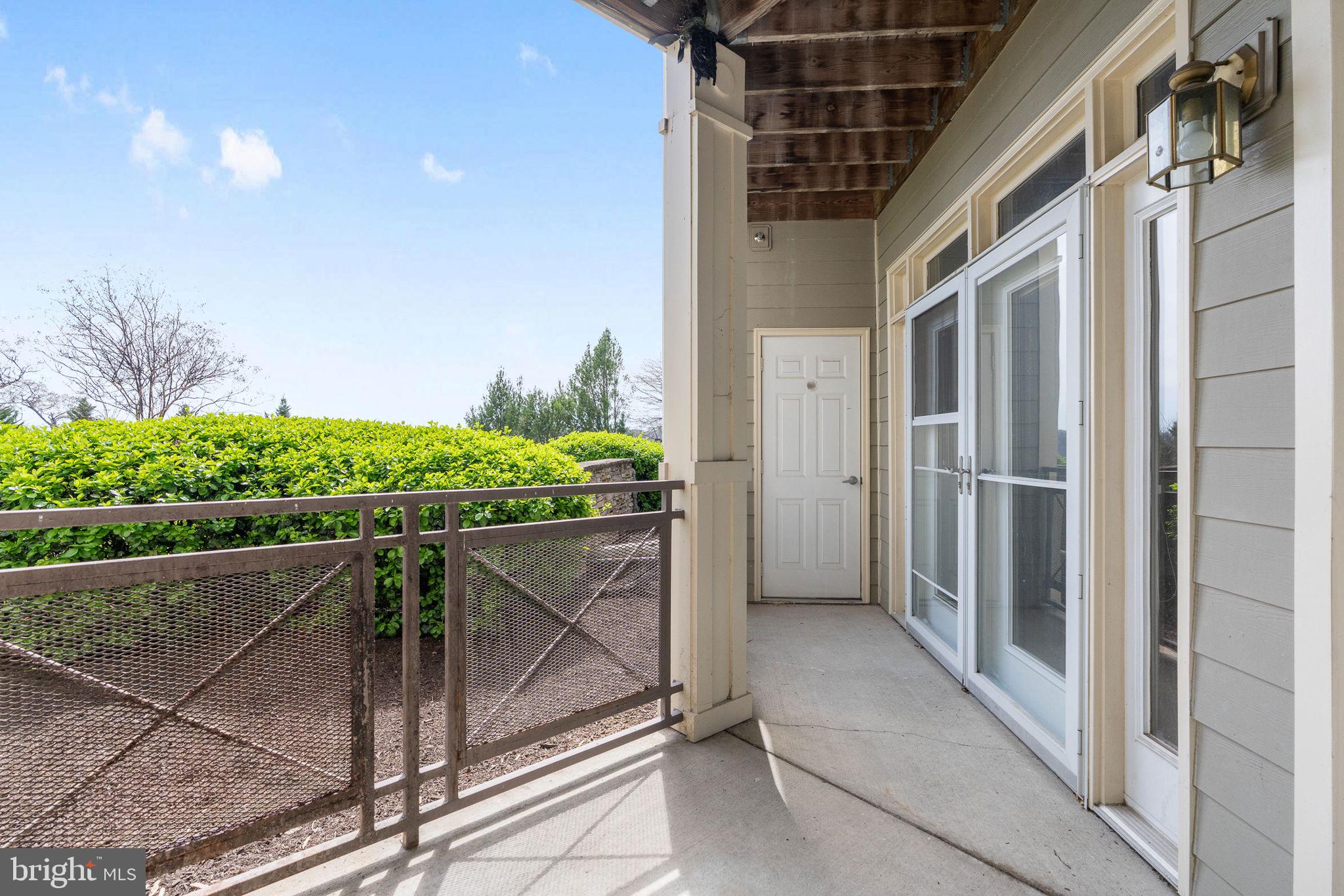 POTOMAC POINTE CONDOMINI - Residential