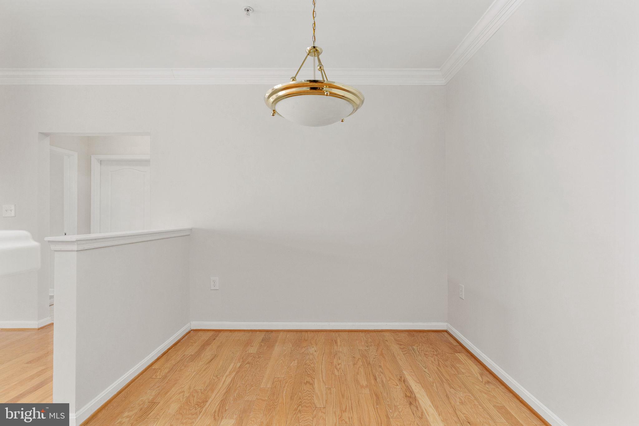 POTOMAC POINTE CONDOMINI - Residential