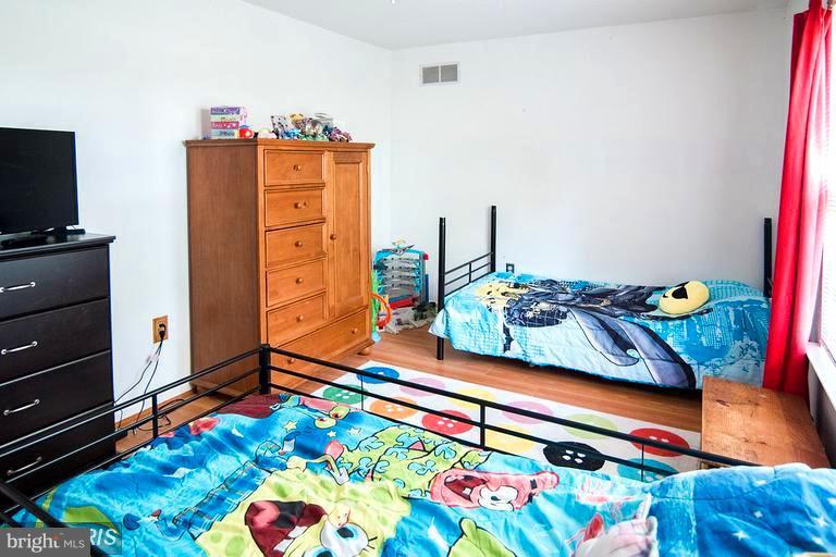 TIMBERBROOK - Residential