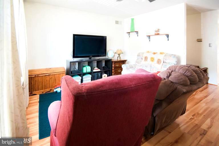 TIMBERBROOK - Residential