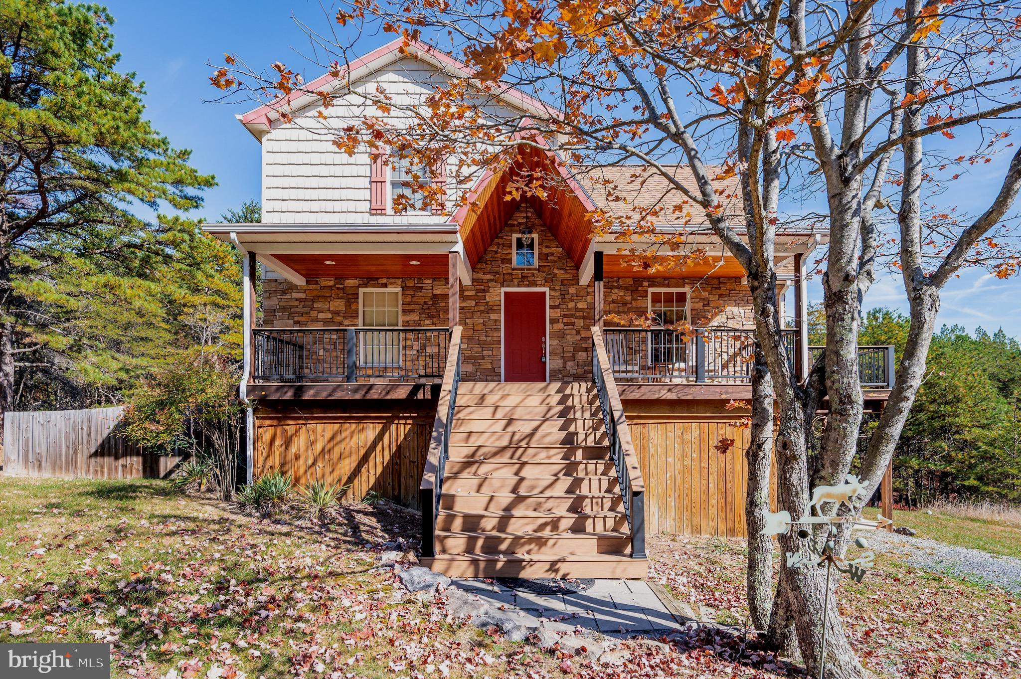 RIVER RIDGE - Residential