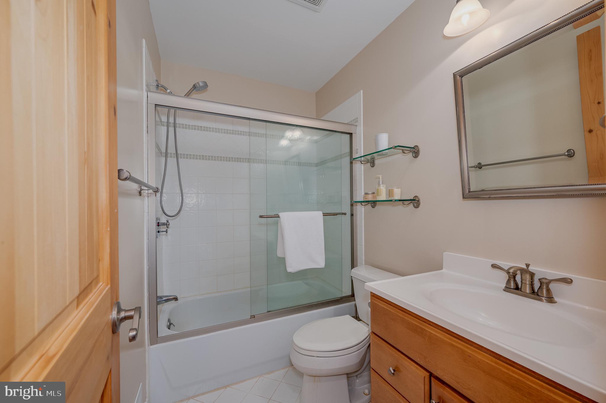 RIVER RIDGE - Residential