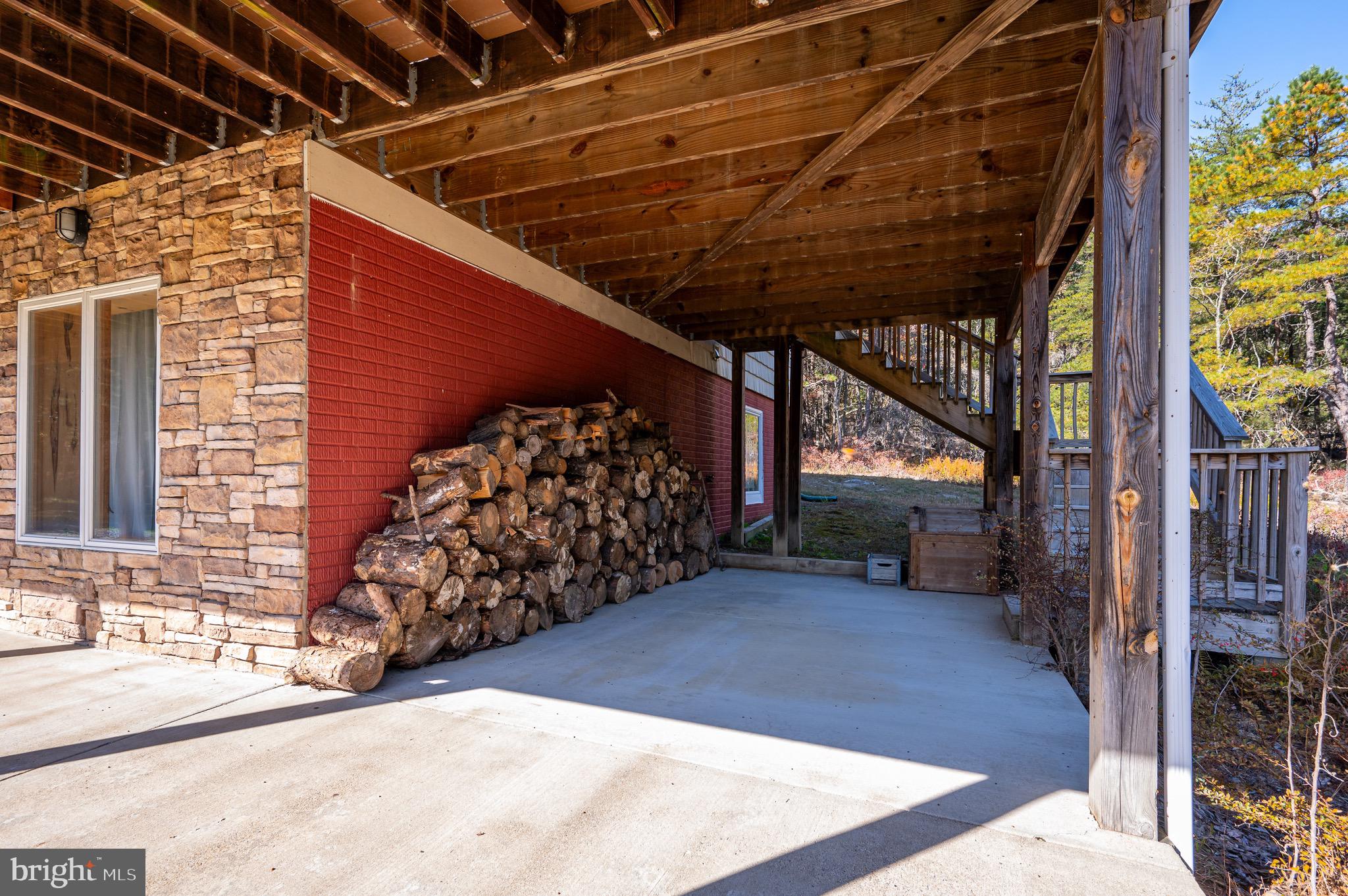 RIVER RIDGE - Residential