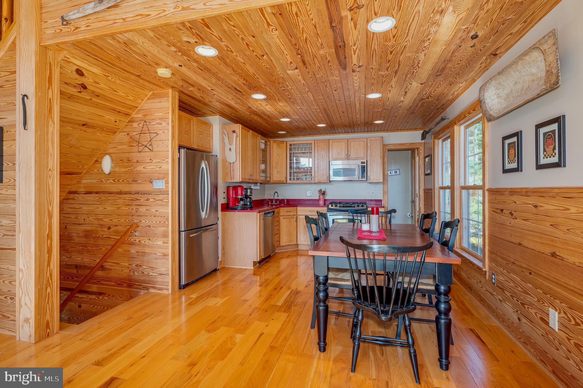 RIVER RIDGE - Residential