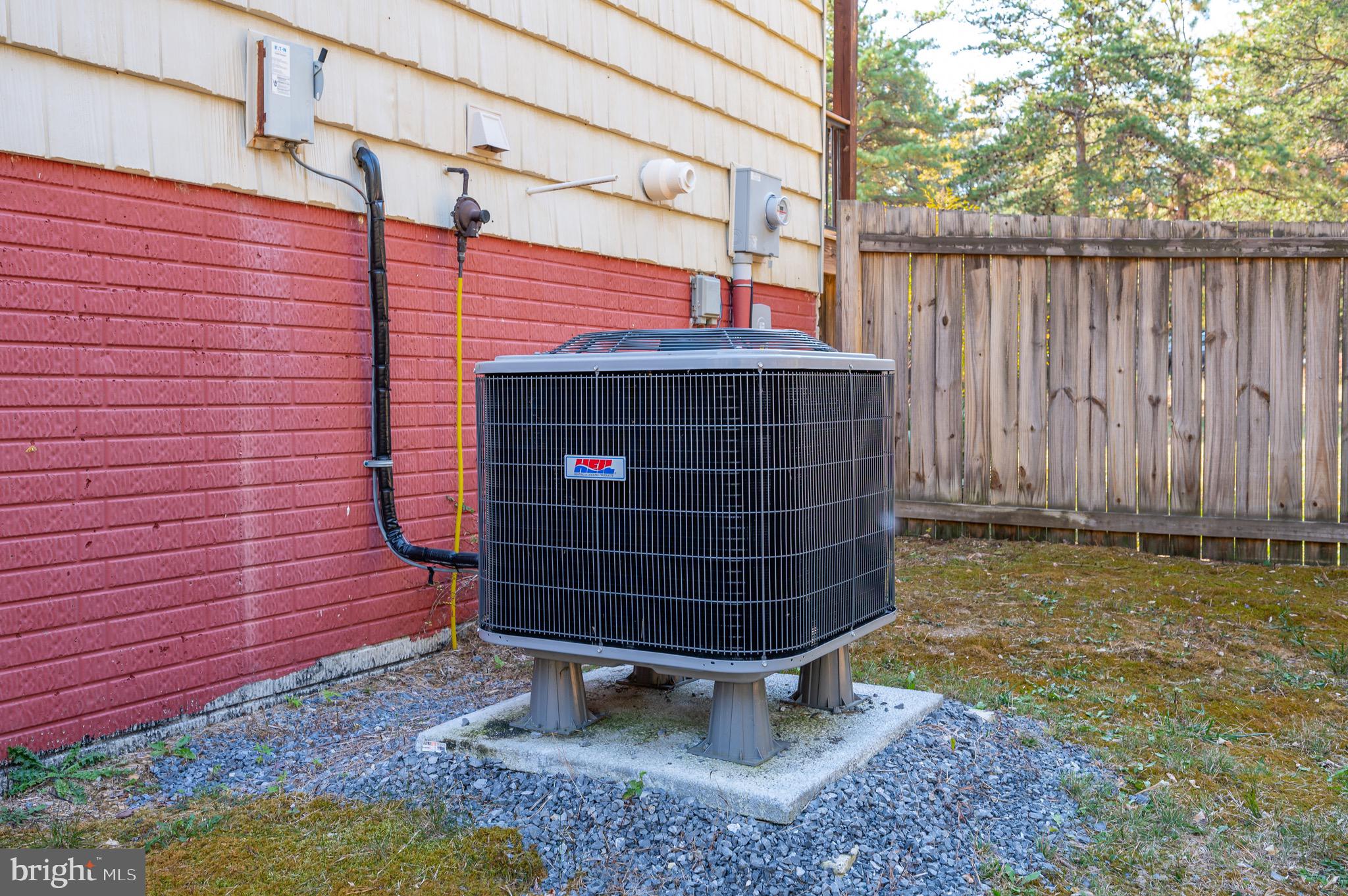 RIVER RIDGE - Residential