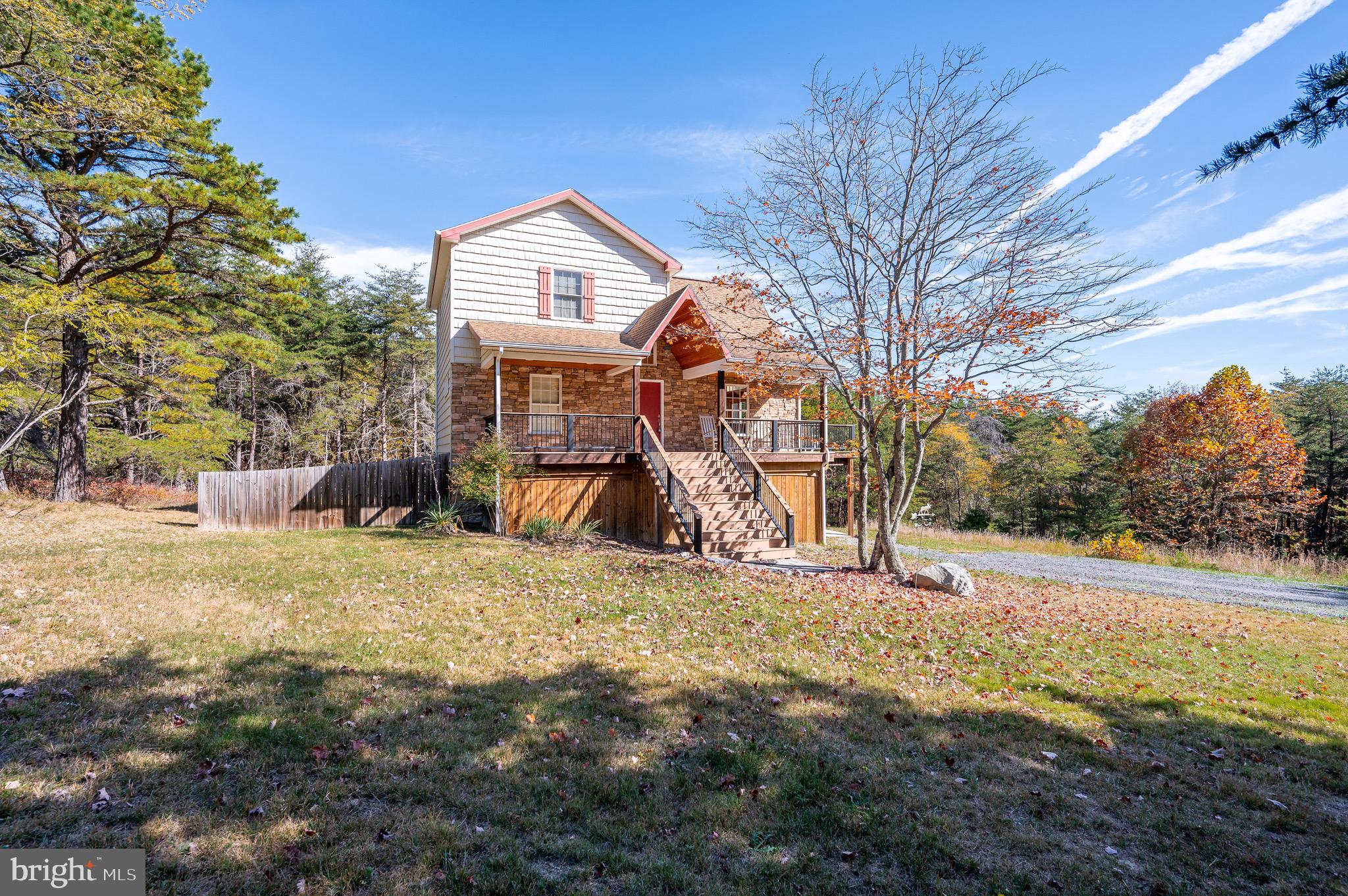 RIVER RIDGE - Residential