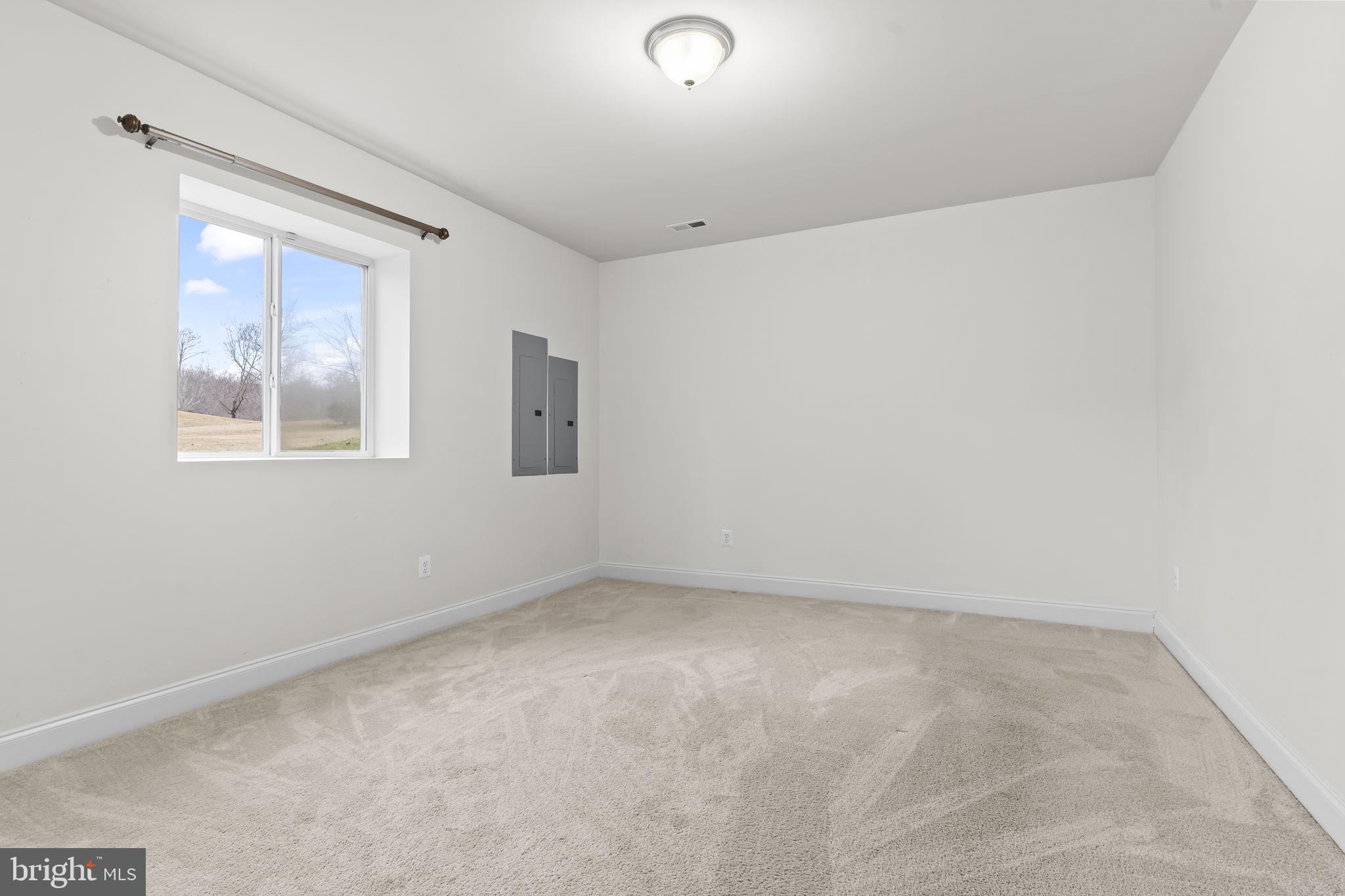 FARMS AT HUNTING CREEK - Residential