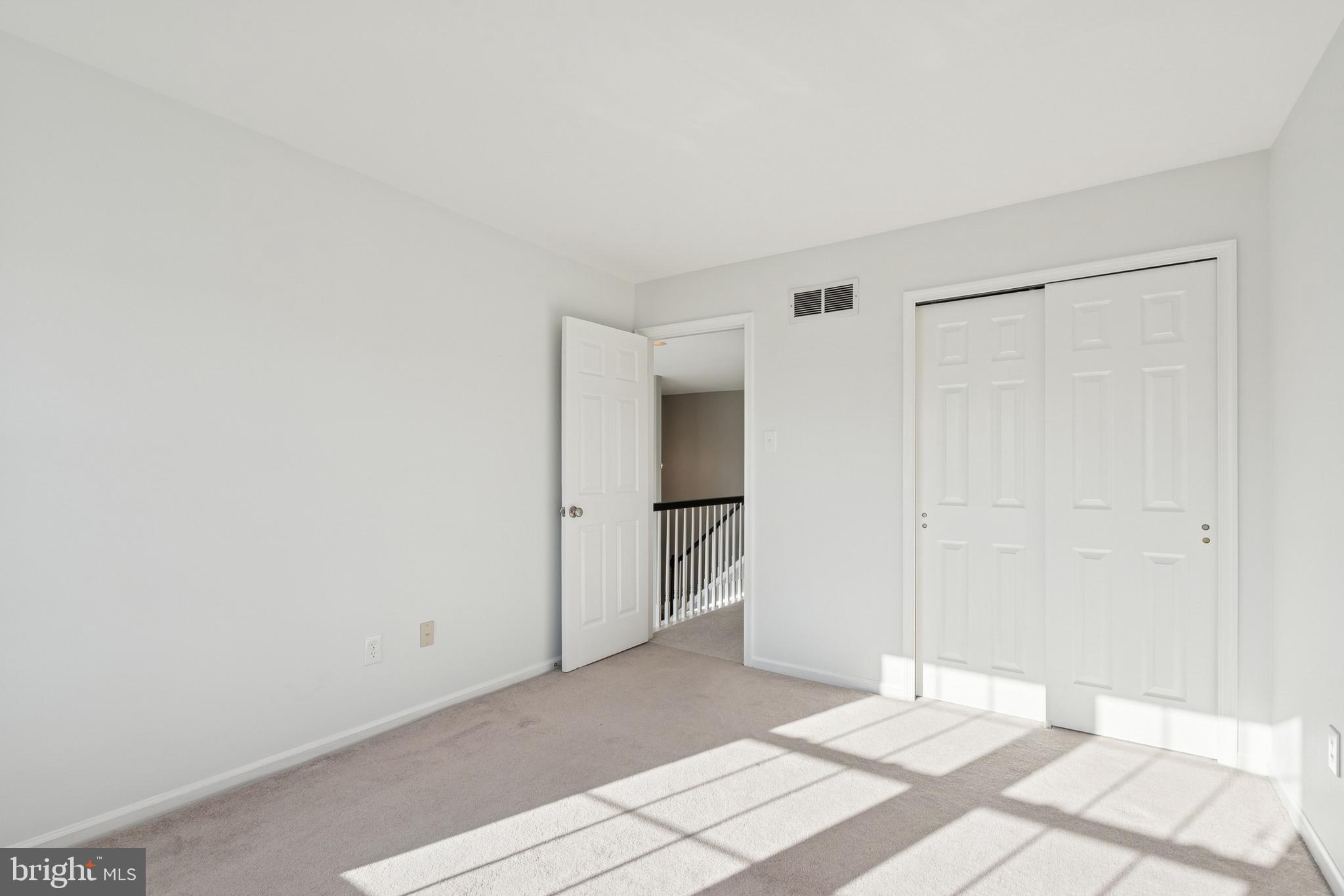 THORNHILL - Residential Lease