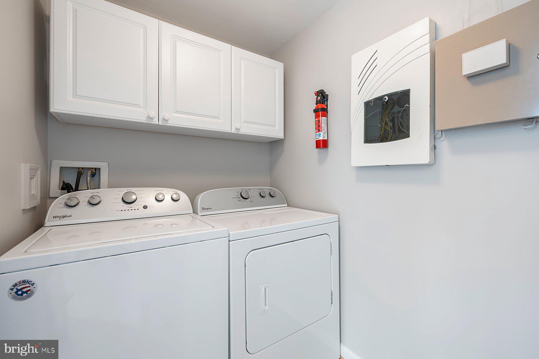 ASHBURN VILLAGE - Residential