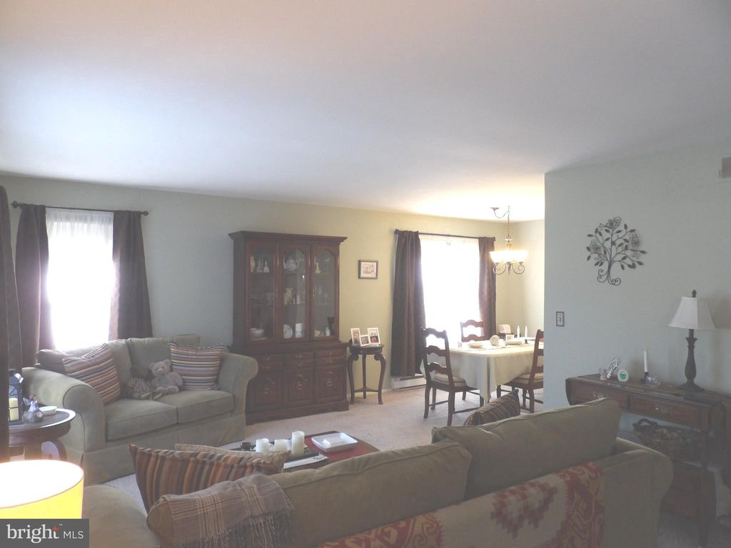 Photo of 69 Buckingham Drive, SOUTHAMPTON, NJ 08088 (MLS # NJBL2097236)