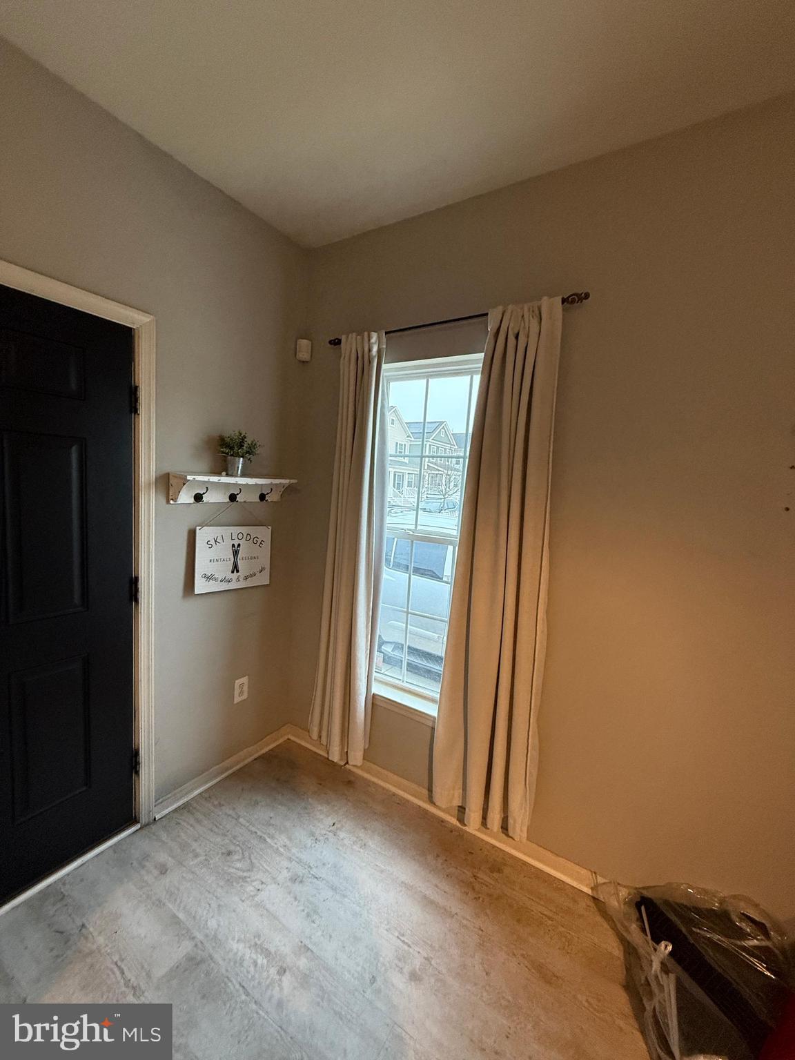 ESSEX - Residential