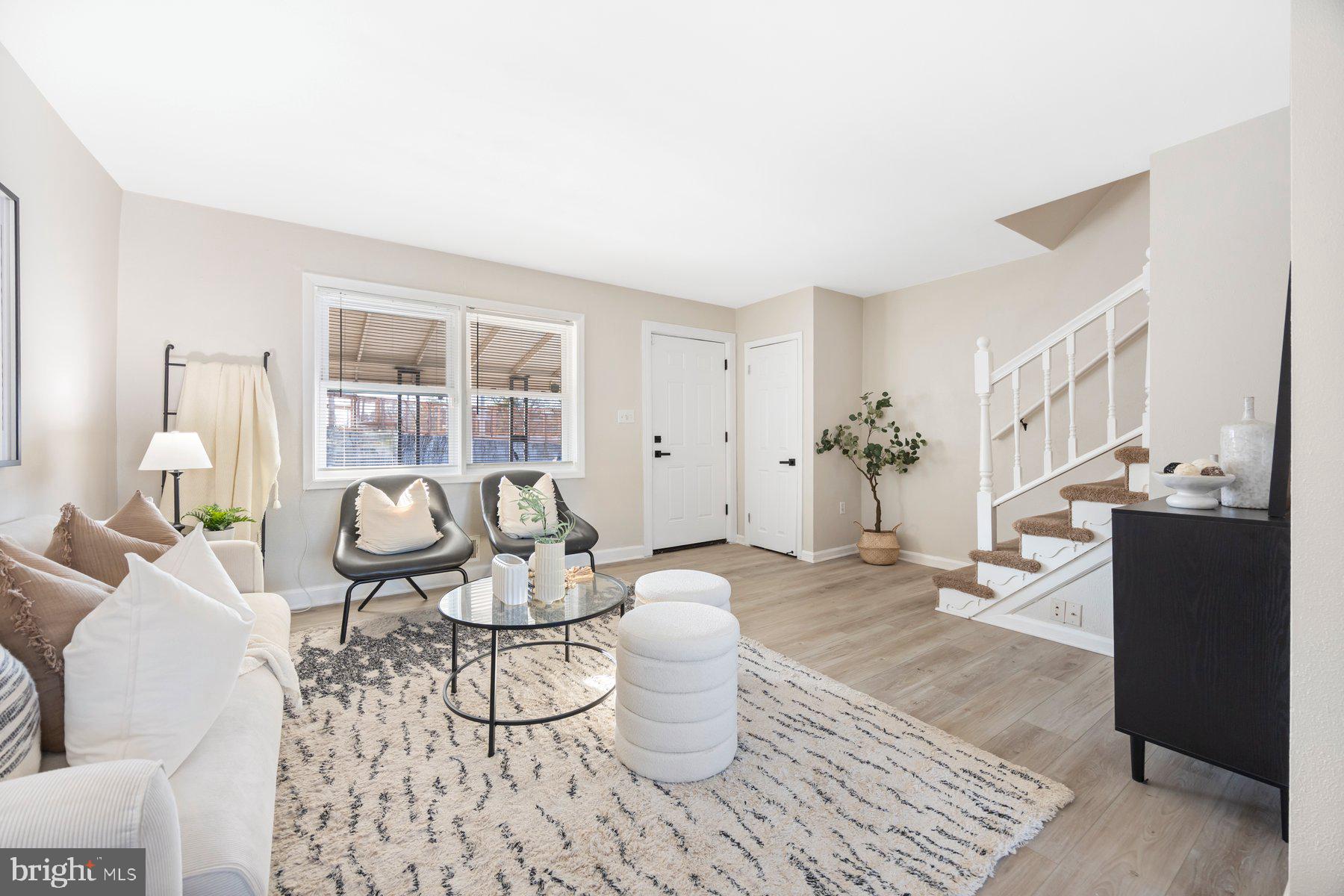 COUNTRY RIDGE - Residential