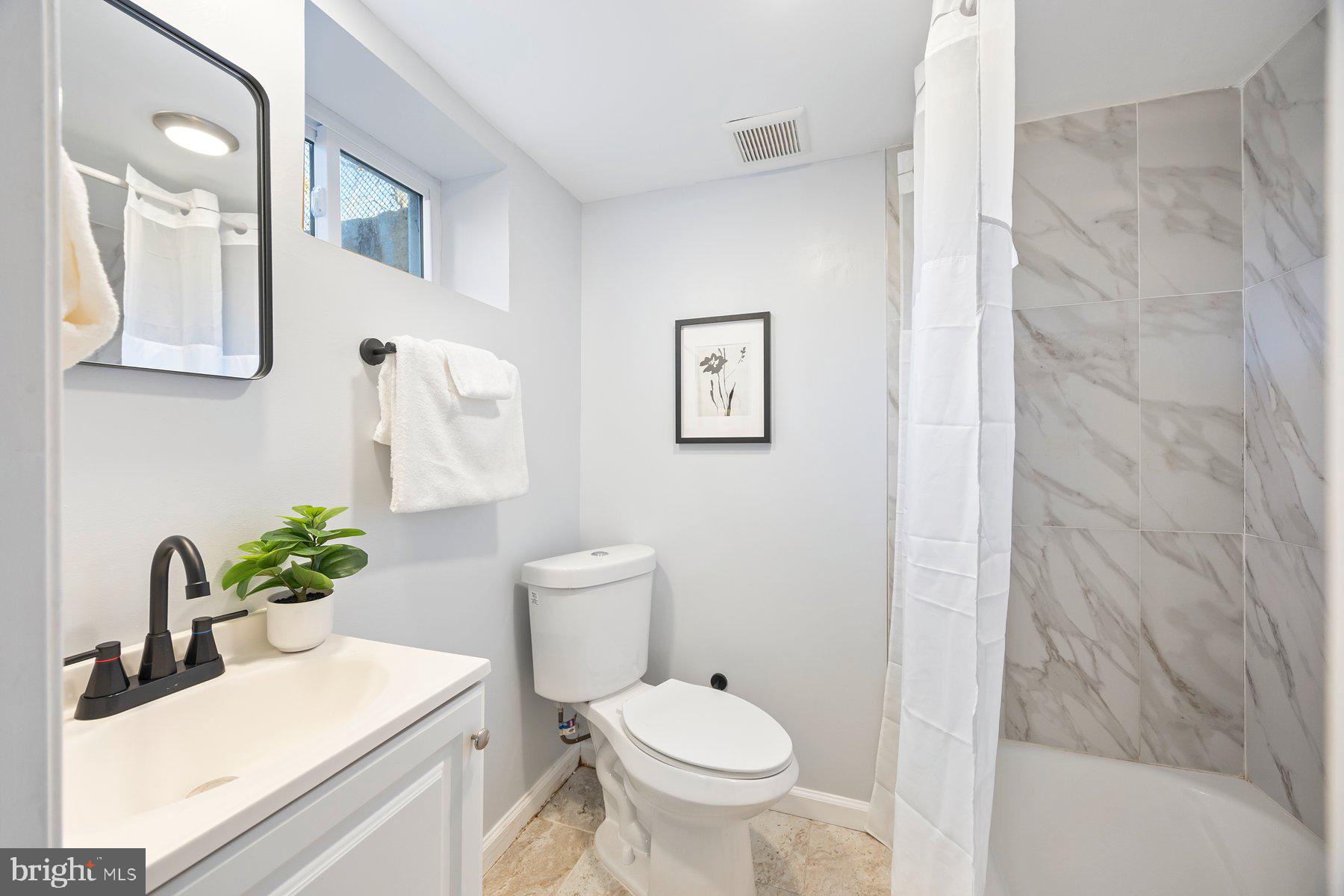 COUNTRY RIDGE - Residential