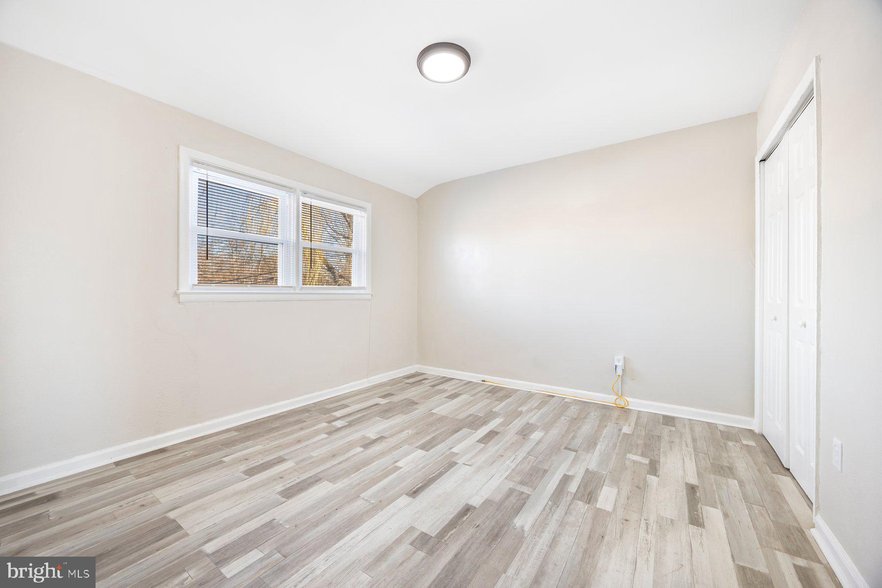 COUNTRY RIDGE - Residential