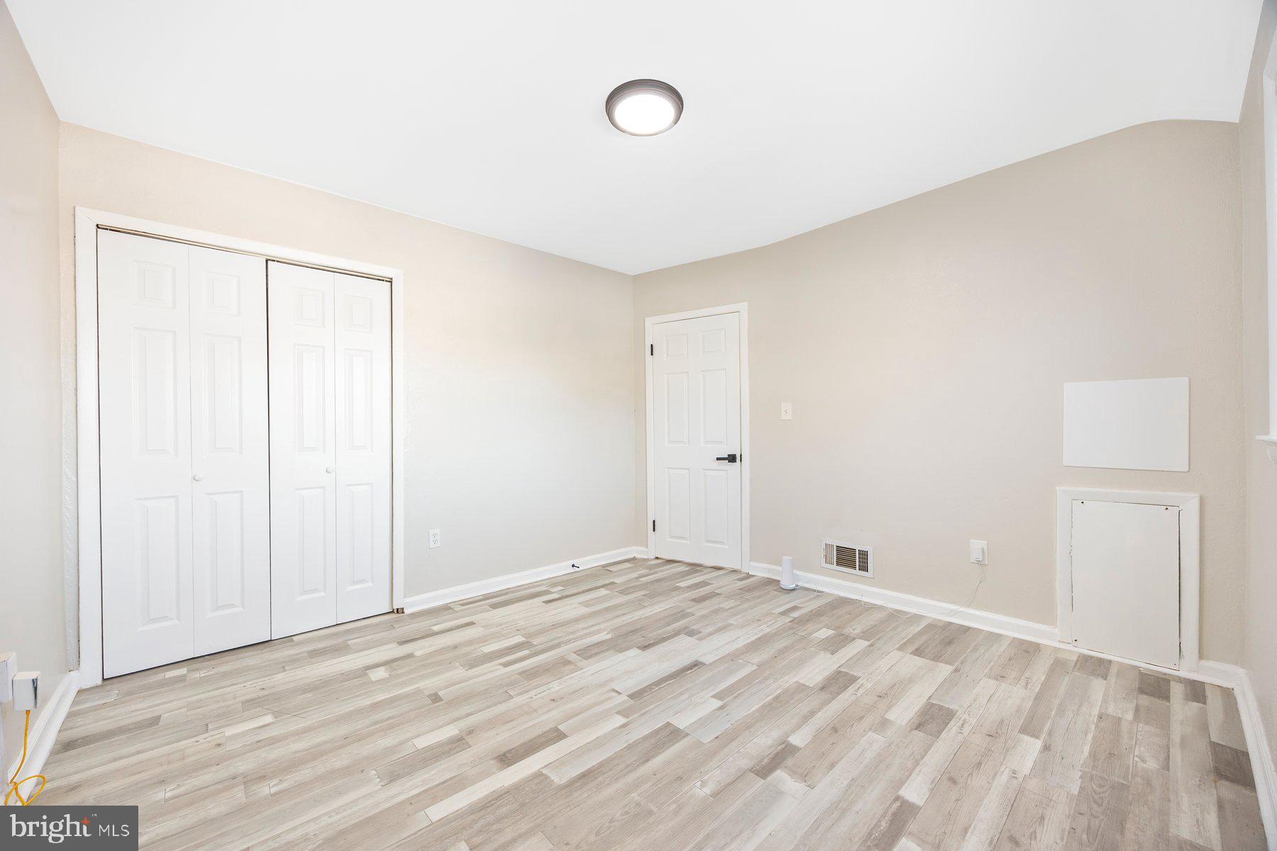 COUNTRY RIDGE - Residential