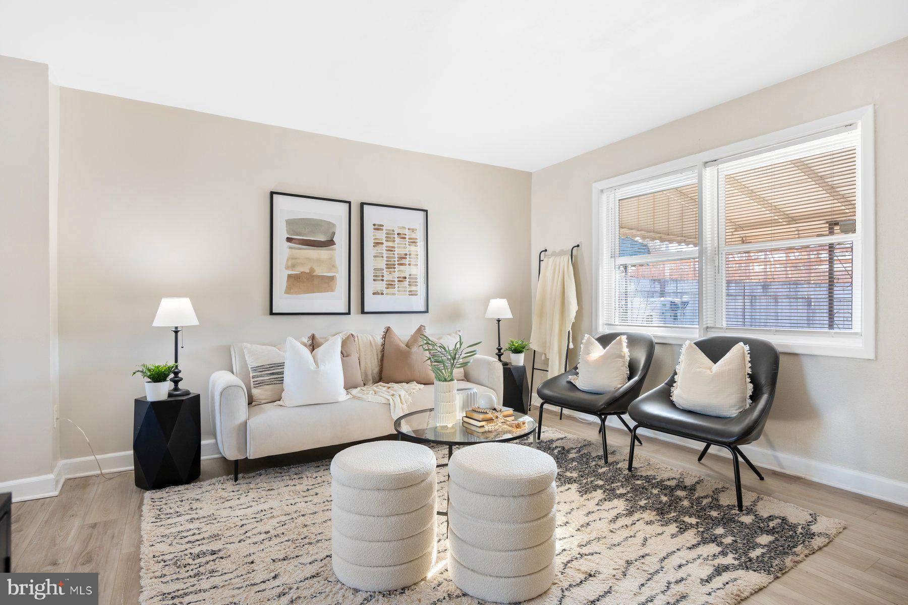 COUNTRY RIDGE - Residential