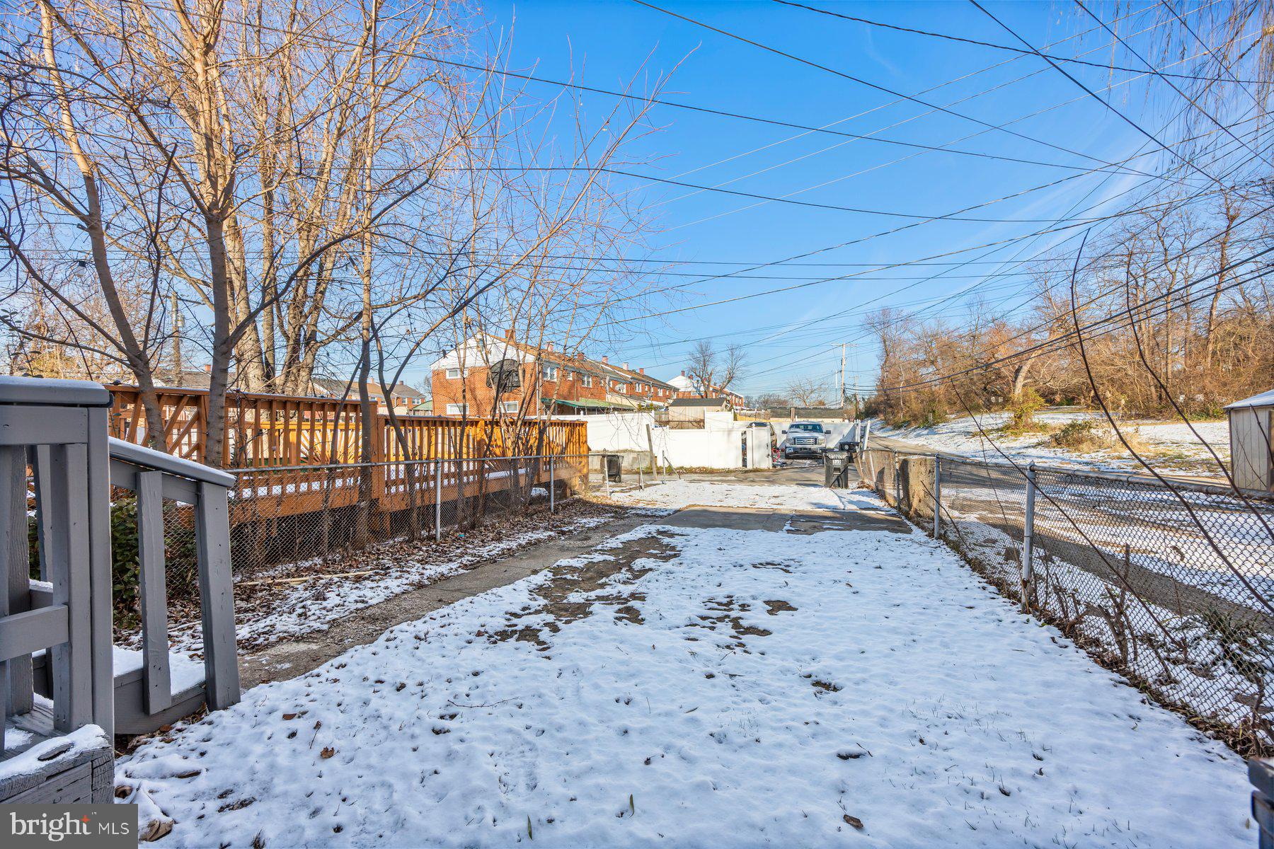 COUNTRY RIDGE - Residential