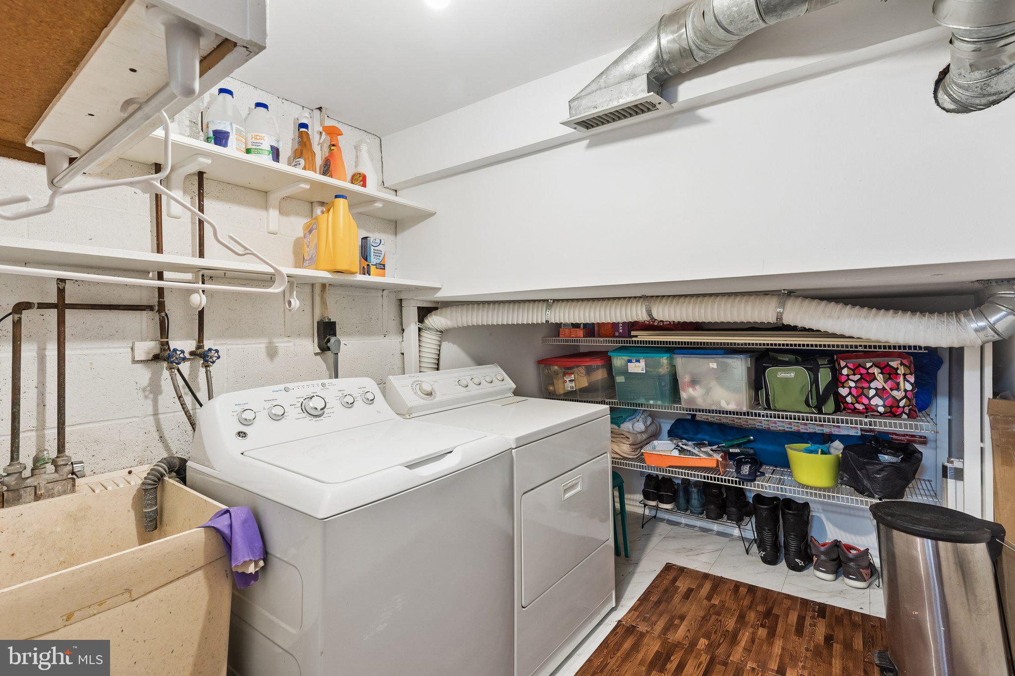 LAFAYETTE HILL - Residential